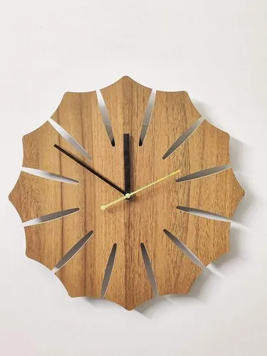 Classic Wooden Wall Clock – Elegant Home Decor